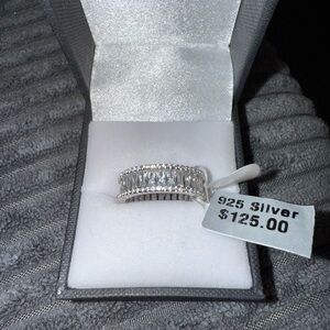 Elegant 925 Silver Band Ring